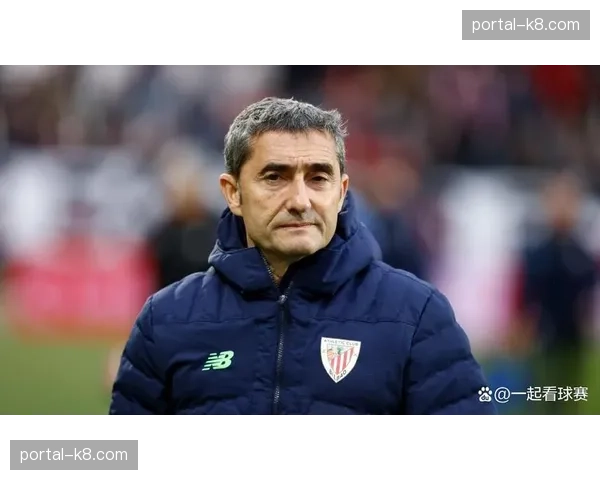 聚焦瞬间:争议判罚,var复核后取消维罗纳点球,主帅巴罗尼染红 聚焦瞬间:争议判罚,var复核后取消维罗纳点球,主帅巴罗尼染红